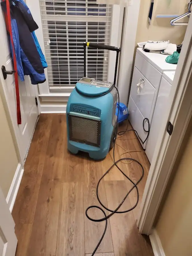 Commercial dehumidifier deployed for Flood Damage Cleanup in Red Oak